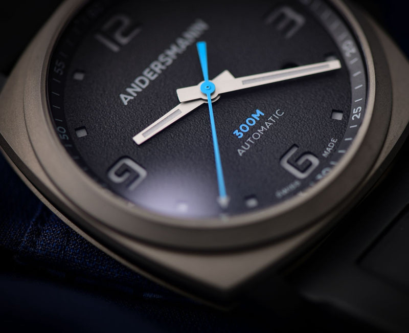 CLASSIC 300M ANN0136