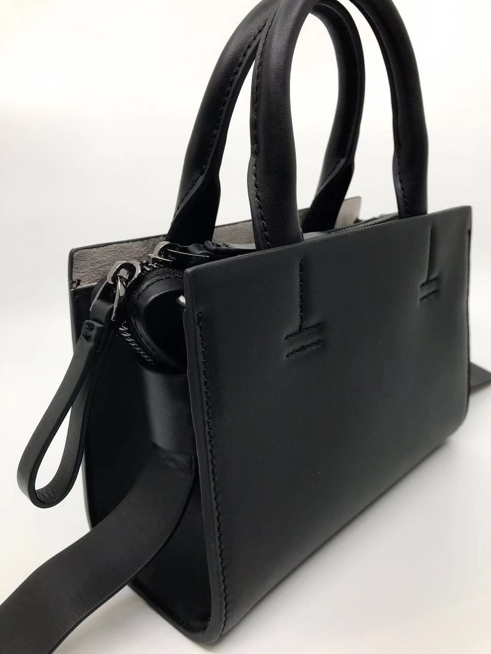 ALG-905 LEATHER HANDBAG – Andersmann Group Limited